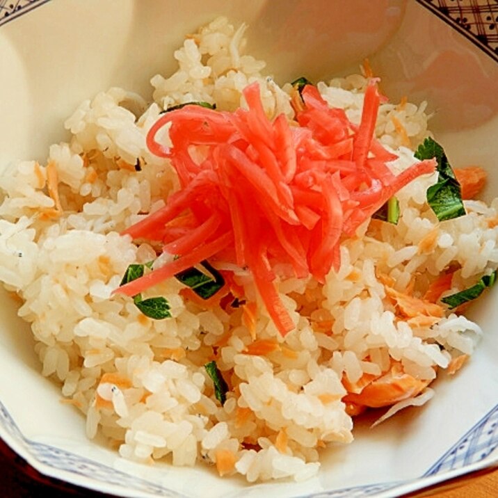 まな板なし！炊き込み混ぜご飯♪（残り焼きジャケ）